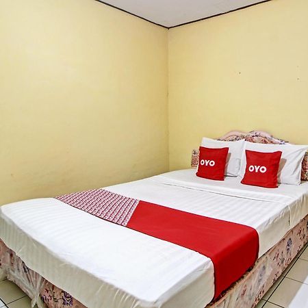 Oyo 92761 Hotel Sendang Asri Wonogiri Exteriér fotografie